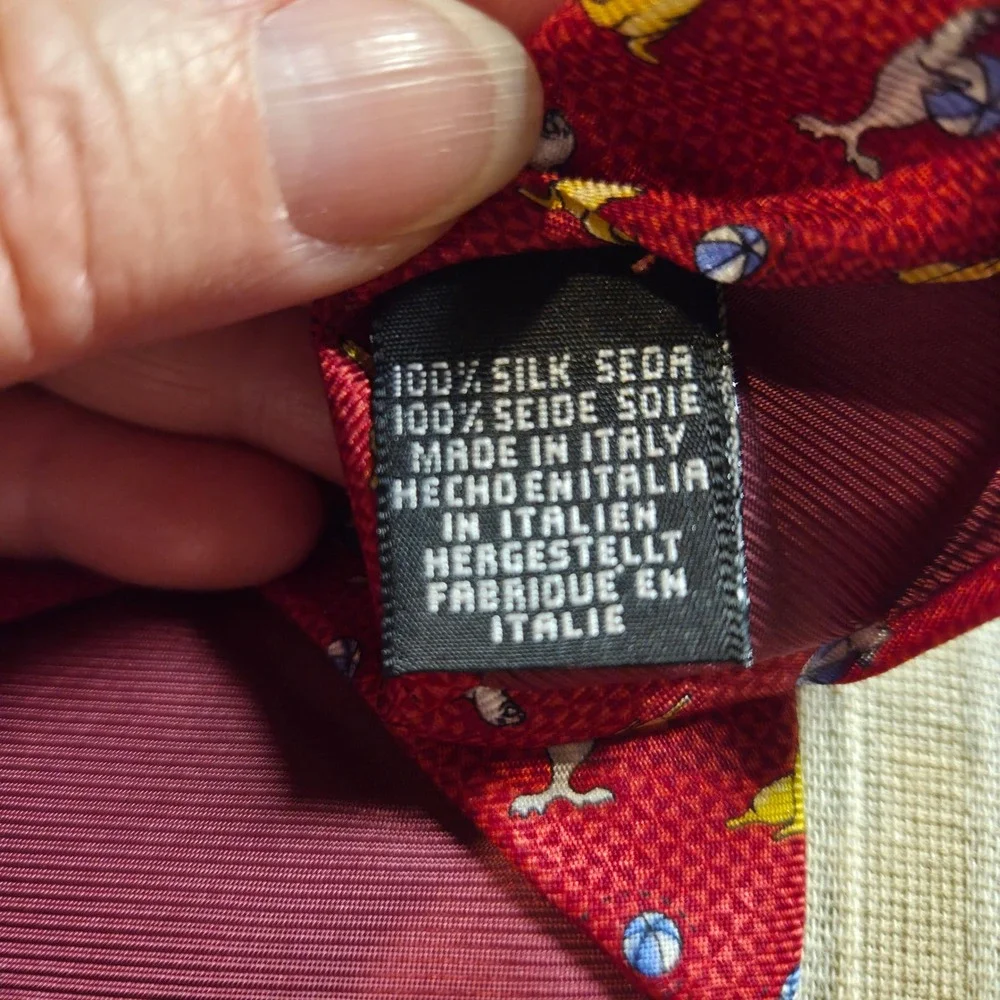 BEAUFORT The Rack Men's Red 100% Silk Tie with Seal/Ball‎ Pattern Made in Italy